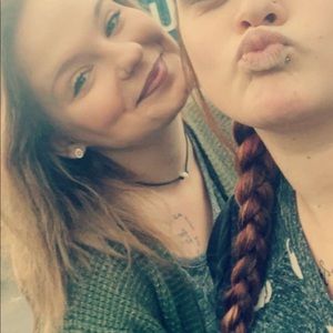 Meet your Posher, Destiny